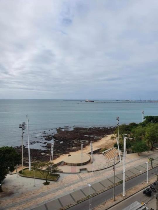 Flat Costeira Mar Fortaleza (Ceara)